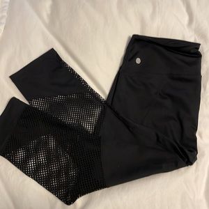 EUC Z by Zella Workout Leggings with Mesh Panels